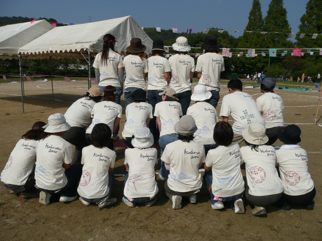 スタッフtシャツ